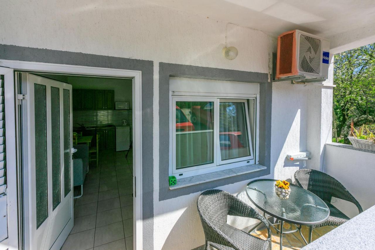 Apartments Ratko ยาดราโนโว ภายนอก รูปภาพ