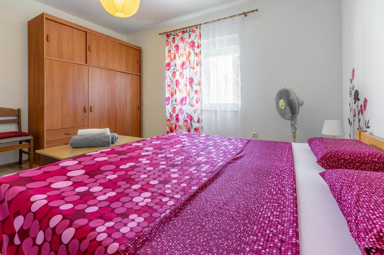 Apartments Ratko ยาดราโนโว ภายนอก รูปภาพ