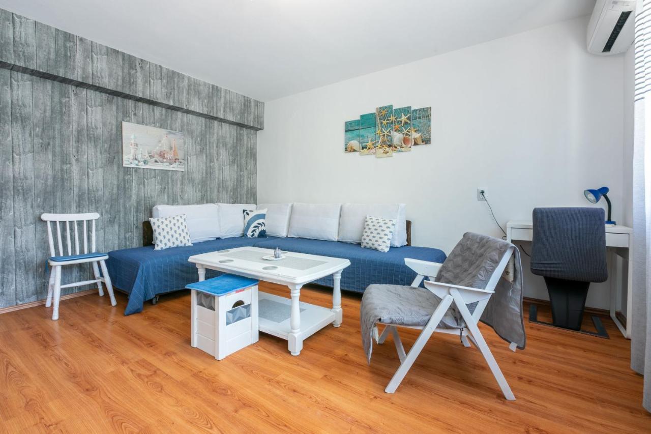 Apartments Ratko ยาดราโนโว ภายนอก รูปภาพ